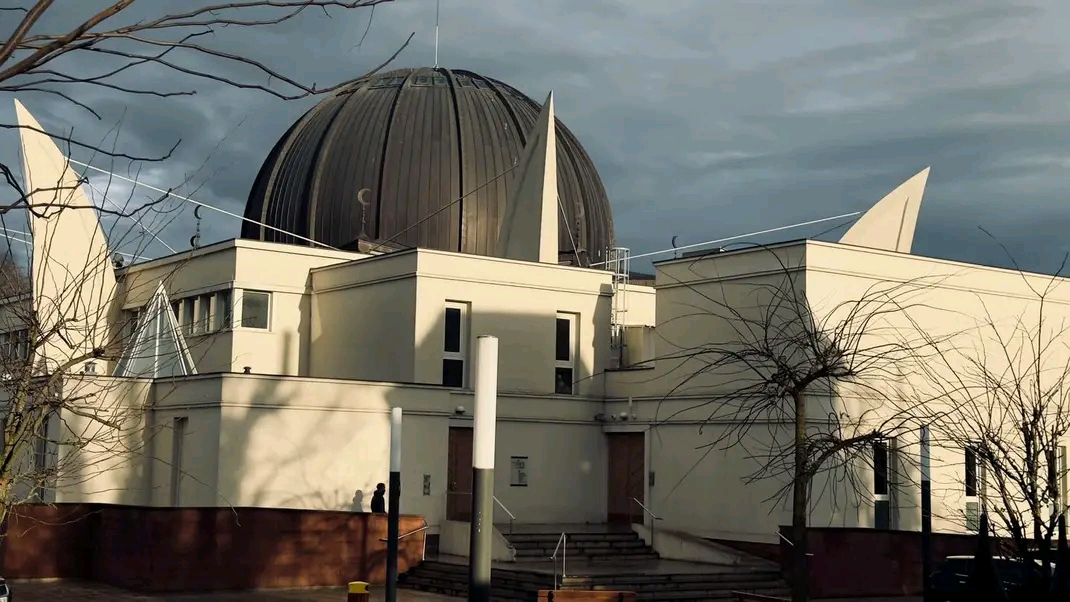 La Grande Mosquée de Strasbourg nourrit 400 personnes dès le premier&nbsp;soir