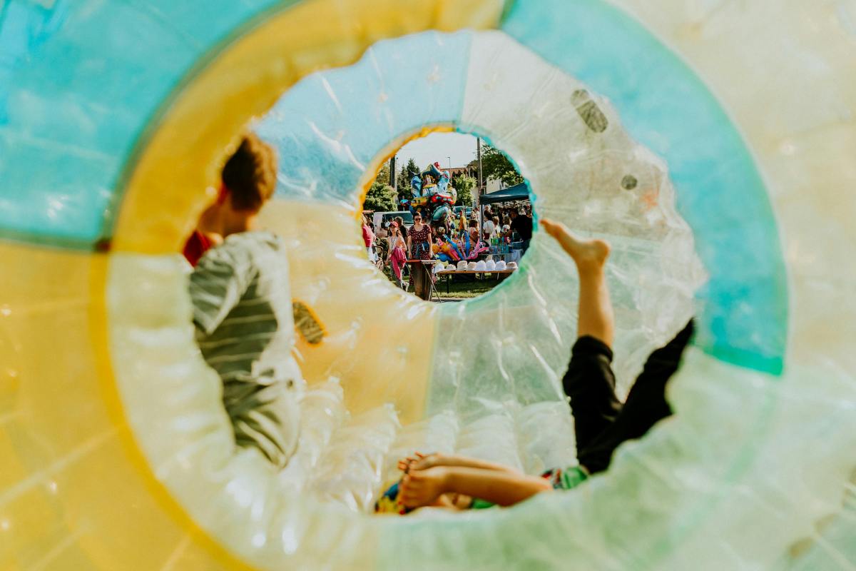 L&rsquo;association 1 Avenir Pour Tous invite les habitants à partager gâteaux et&nbsp;convivialité